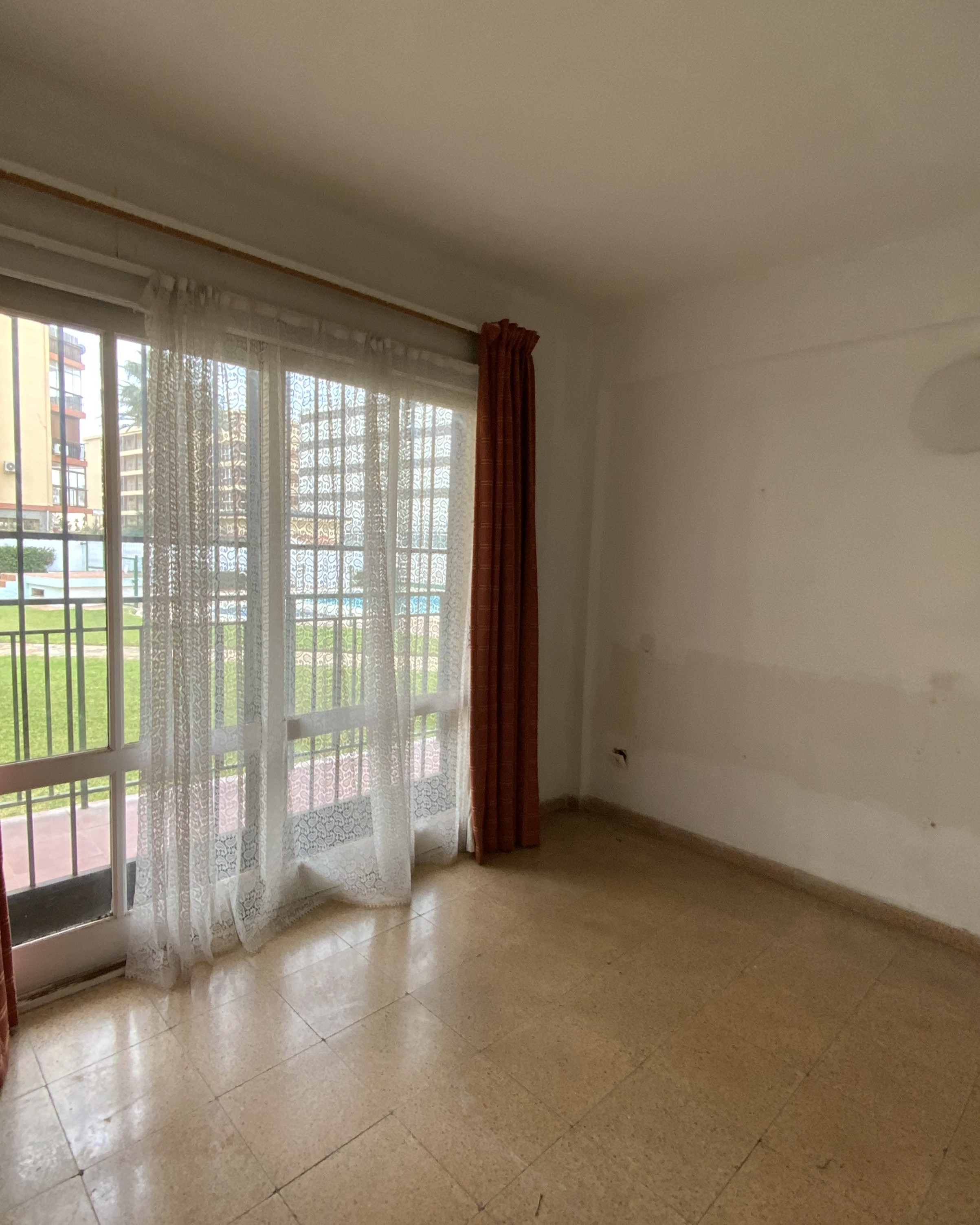 Dormitorio antes